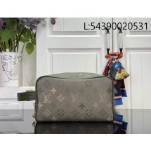 [88factory] 루이비통 도프 키트 카키 M26963 13*12*23cm