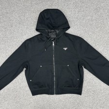 [윌리엄 셀러] 프라다 후드 집업 자켓 블랙 웨이디안 주소