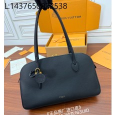 [듀티프리] 루이비통 로우 키 더플 토트 블랙 M26257 43.5*26.5*14.5cm 블랙