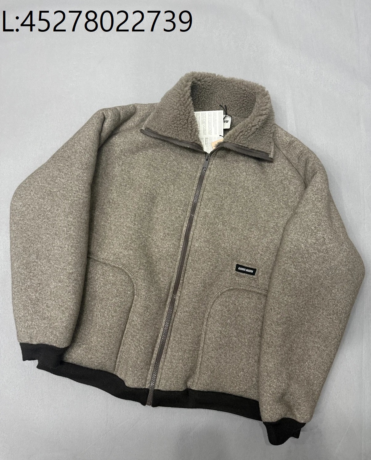 [쥬디셀러] 미우미우 코튼 플리스 지퍼 블루종 자켓 코드 웨이디안 주소