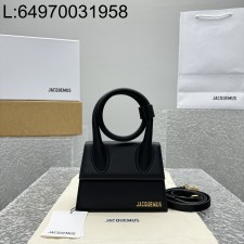 [카타공장, kata공장] 자크뮈스 르 치키토 노드 코일드 핸드백 블랙 18*15.5*8cm 금장 레더