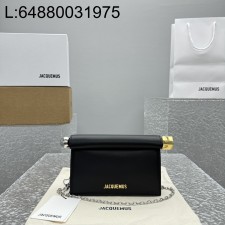 [카타공장, kata공장] 자크뮈스 라 포쉐트 론드 까레 테이크아웃 클러치 블랙 20*7*14cm 금장 양가죽