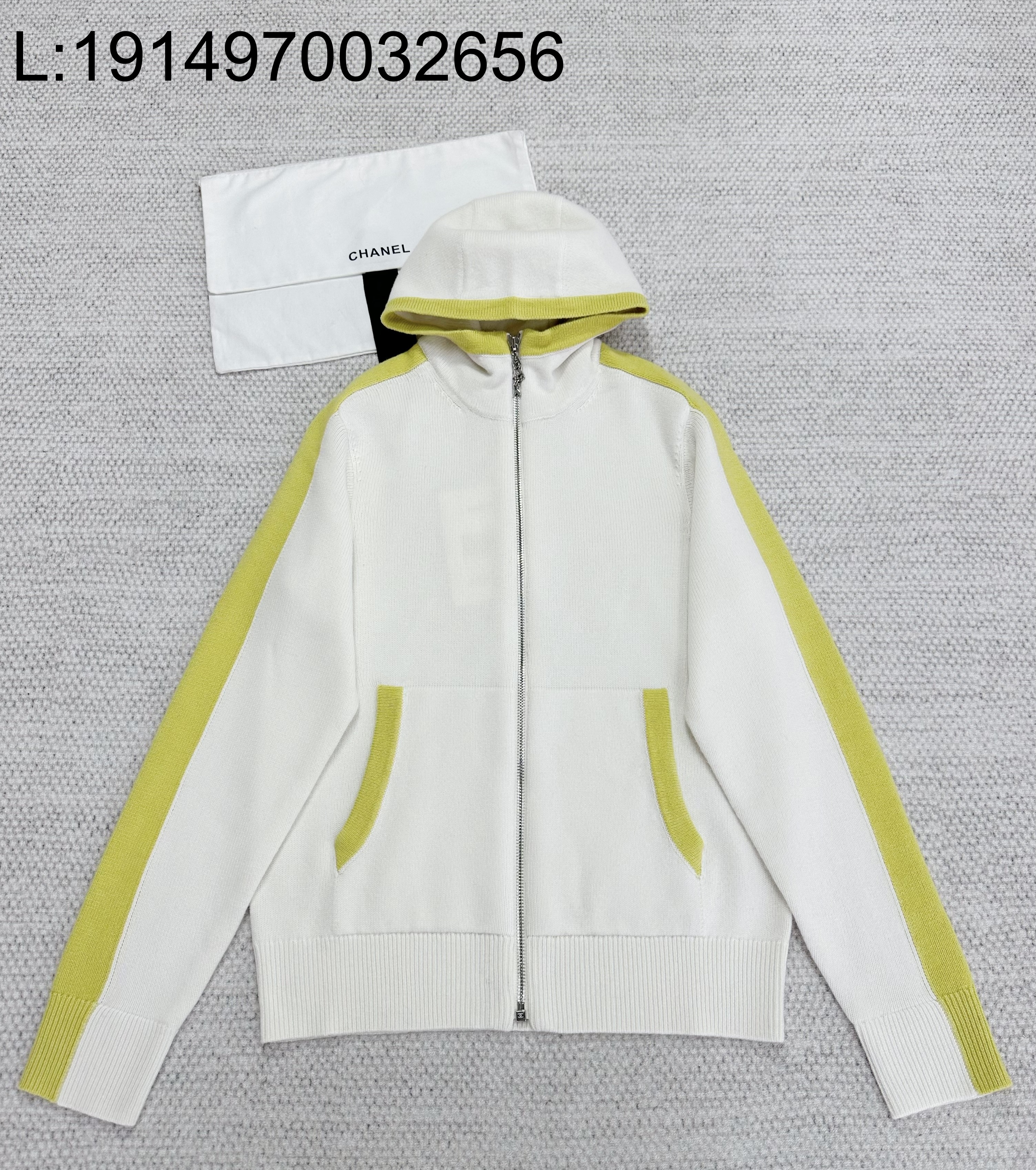 [타지아공장(tj공장) -여성전용] 샤넬 베이직 캐시미어 배색 후드집업 화이트