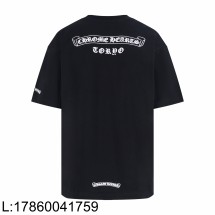 [잔디집2] 크롬하츠 스크롤 로고 티셔츠 블랙 반팔티 - 도쿄 한정