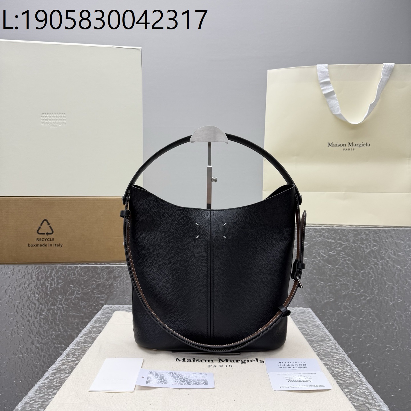 [카타공장, kata공장] 메종마르지엘라 드레스 에이지 호보백 블랙 30*29*11cm