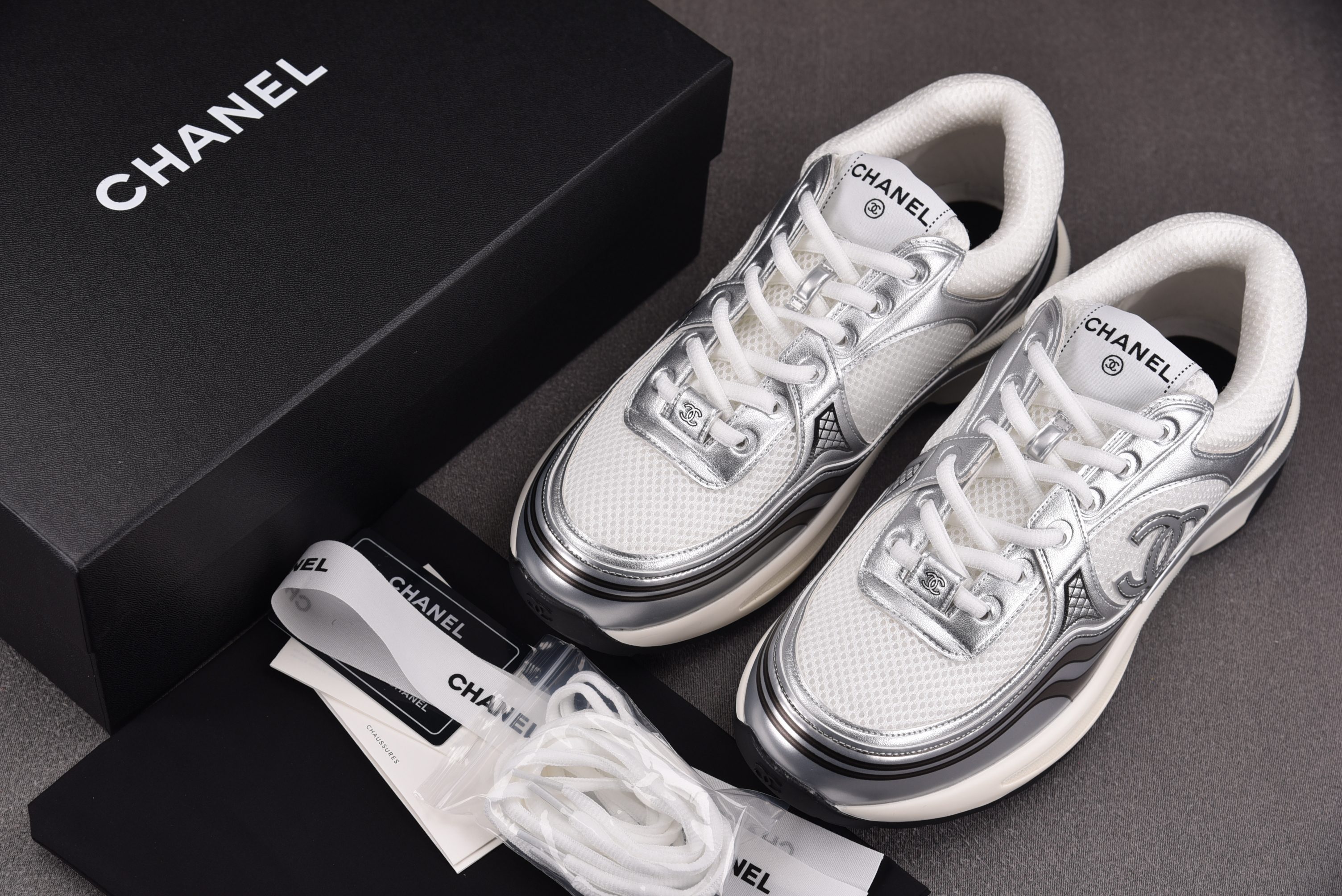 [GD] 샤넬 스니커즈 패브릭 라미네이티드 화이트 실버